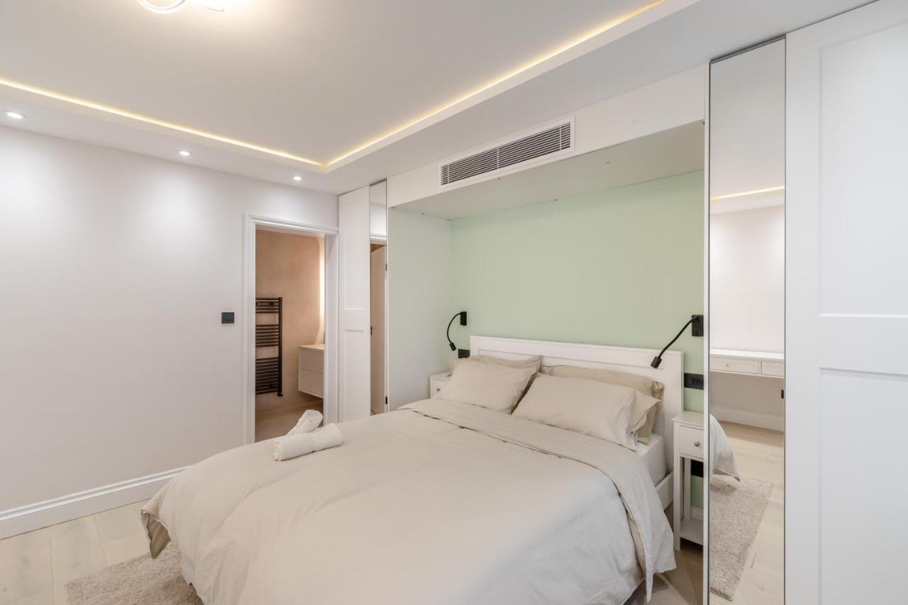 Modern Garden Flat With Private Parking Leilighet London Eksteriør bilde